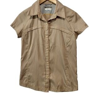 Columbia Women's Shirt Size‎ Medium Omni Shade Short Sleeve Orange Plaid Logo